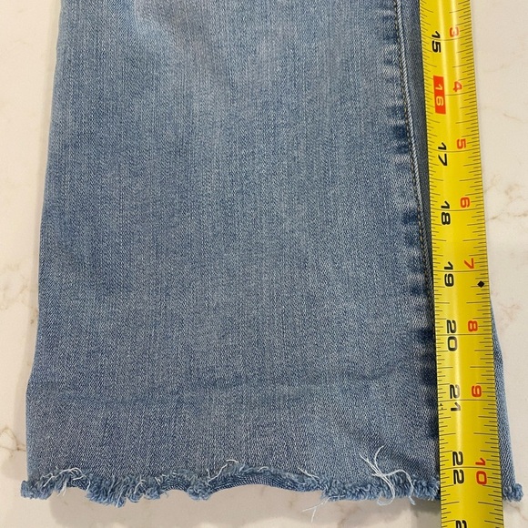 Gap Crop Kick Jean - Picture 2 of 8